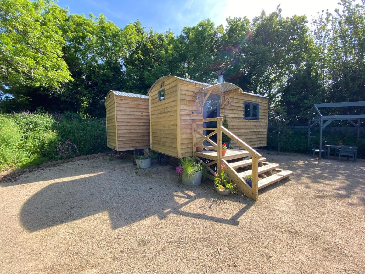 Cosy Double Shepherds Hut In Beautiful Wicklow With Underfloor Heating Throughout Rathnew Esterno foto