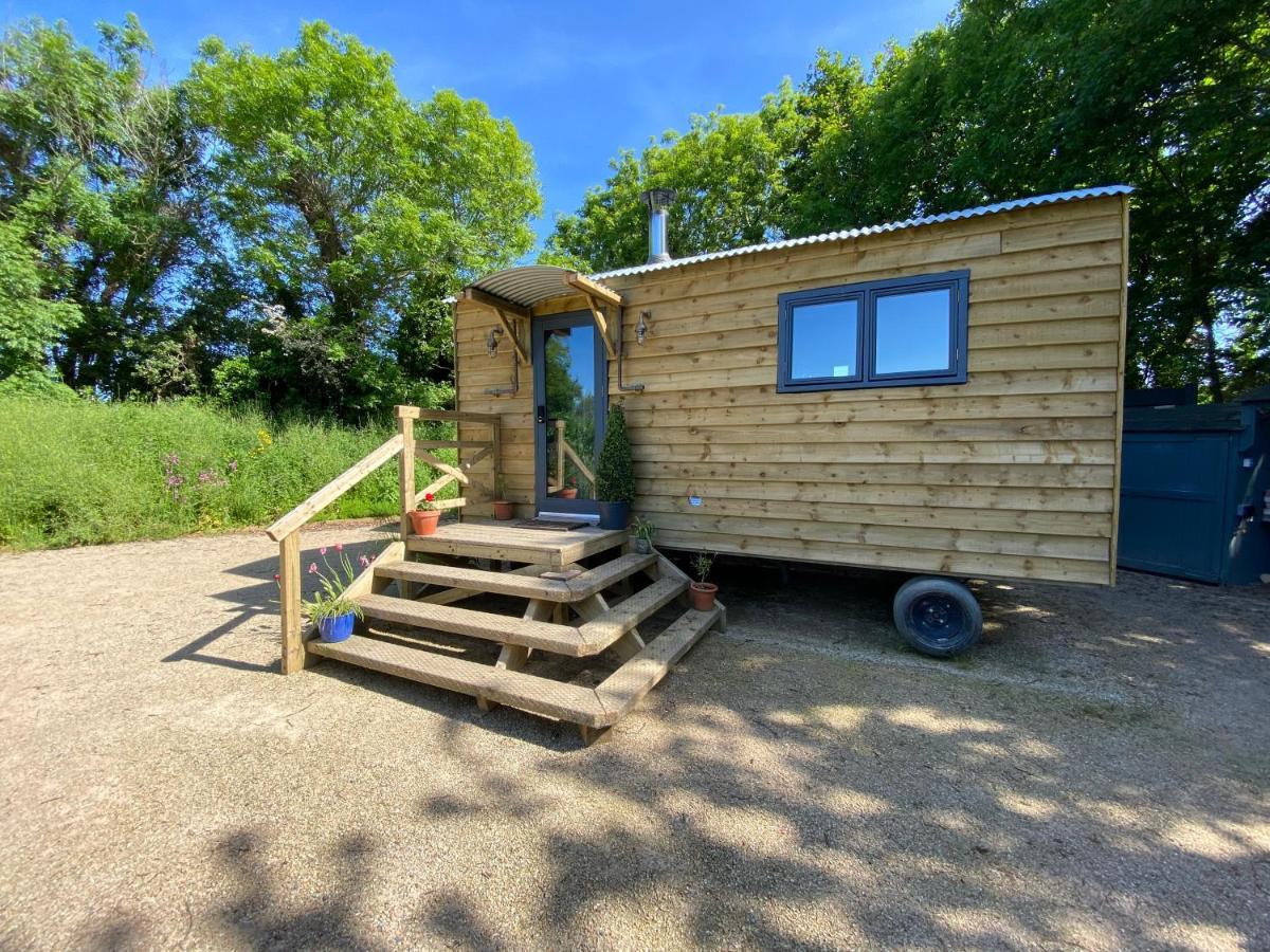 Cosy Double Shepherds Hut In Beautiful Wicklow With Underfloor Heating Throughout Rathnew Esterno foto